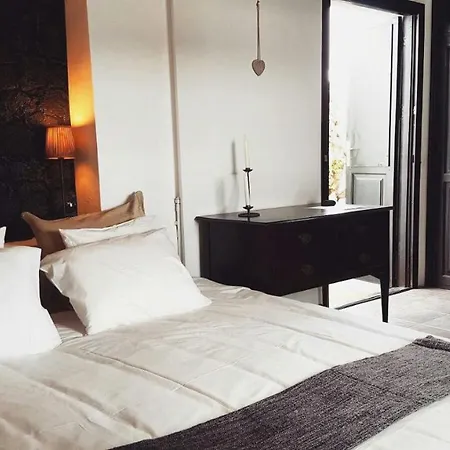 La Mimosa فندق مبيت وإفطار