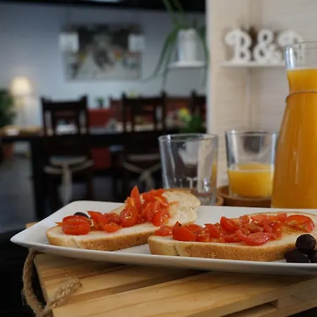 La Mimosa Bed & Breakfast 3*